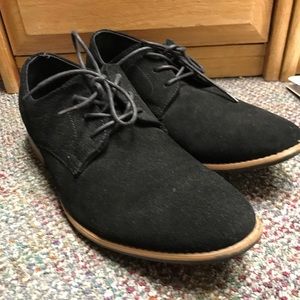 Oxford dress shoes